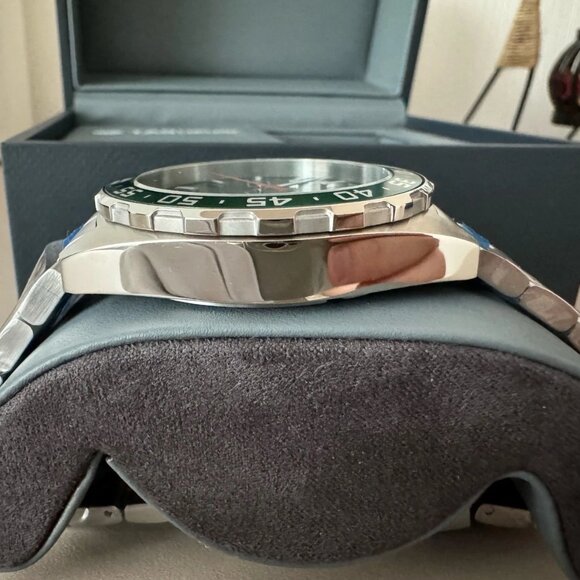 Authentic TAG Heuer Formula 1 Dial 43mm Men's Quartz Steel Watch WAZ1017.BA0842 - Picture 6 of 8